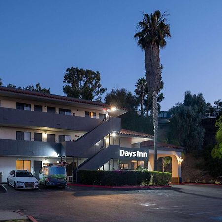 Days Inn By Wyndham Encinitas Moonlight Beach Exterior photo